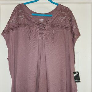 Torrid Size 4 Knit Shirt